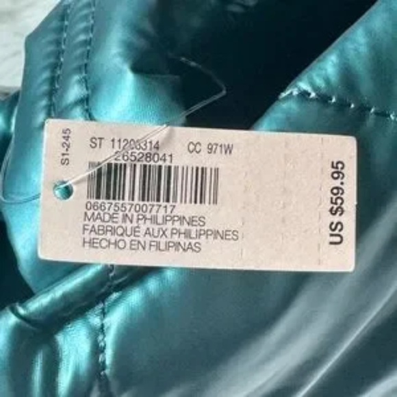 NWT Victoria’s Secret Large Quilted Puffer Tote Bag Metallic Teal - Picture 3 of 7